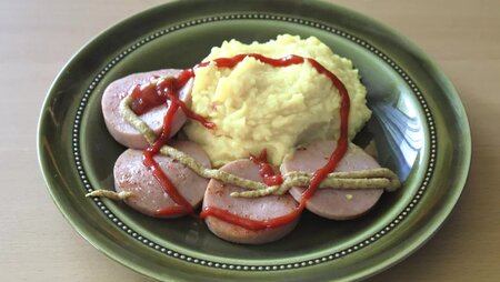 Bangers and mash. Not for every kid. Photo: Picasa/Mostphotos